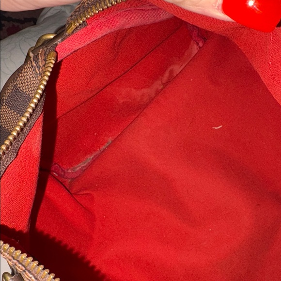 Louis Vuitton Speedy Bag - Picture 9 of 10